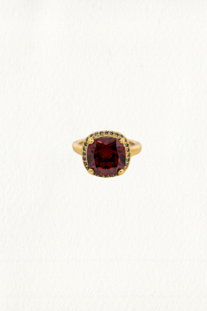 ROUNDED SQUARE DEEP GARNET COCKTAIL RING - Image 1