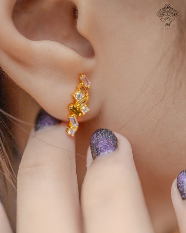 SCATTERED PASTEL BAGUETTE STUD EARRINGS
