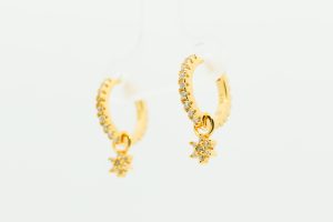 FLOWER CHARM HOOP EARRINGS - Image 3