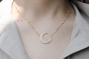 PAVE CRESCENT MOON NECKLACE - Image 3