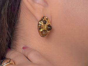 TIGER'S EYE OVAL STUD EARRINGS - Image 2