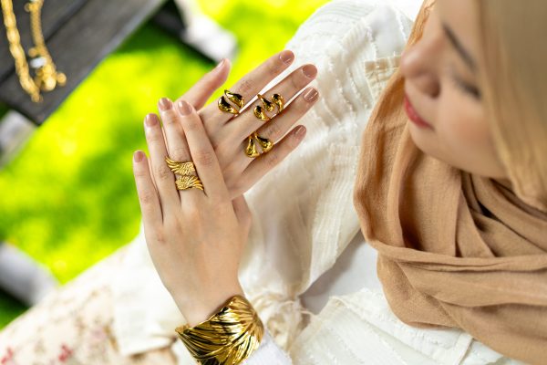 GOLD ANGEL WINGS RING