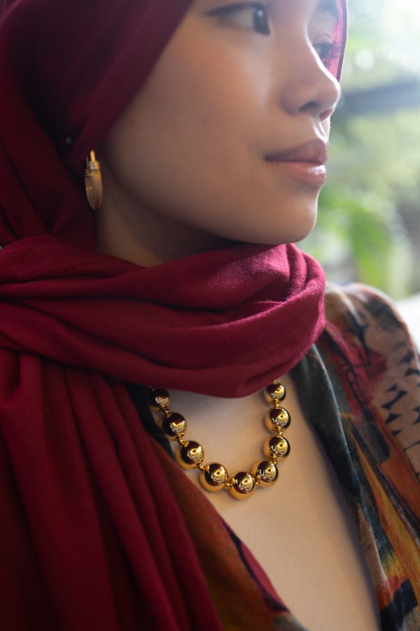 GRADUATED BEAD STATEMENT NECKLACE