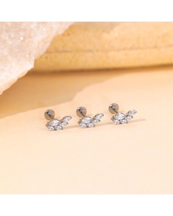 FIVE MARQUISE ZIRCON LEAVES THREADED STUD EARRING